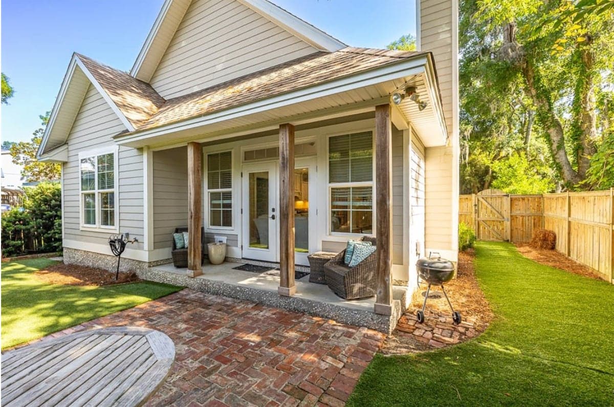 Salty Dog β laundry or utility space